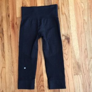 Lululemon cropped leggings